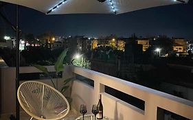 Stratos Apartment